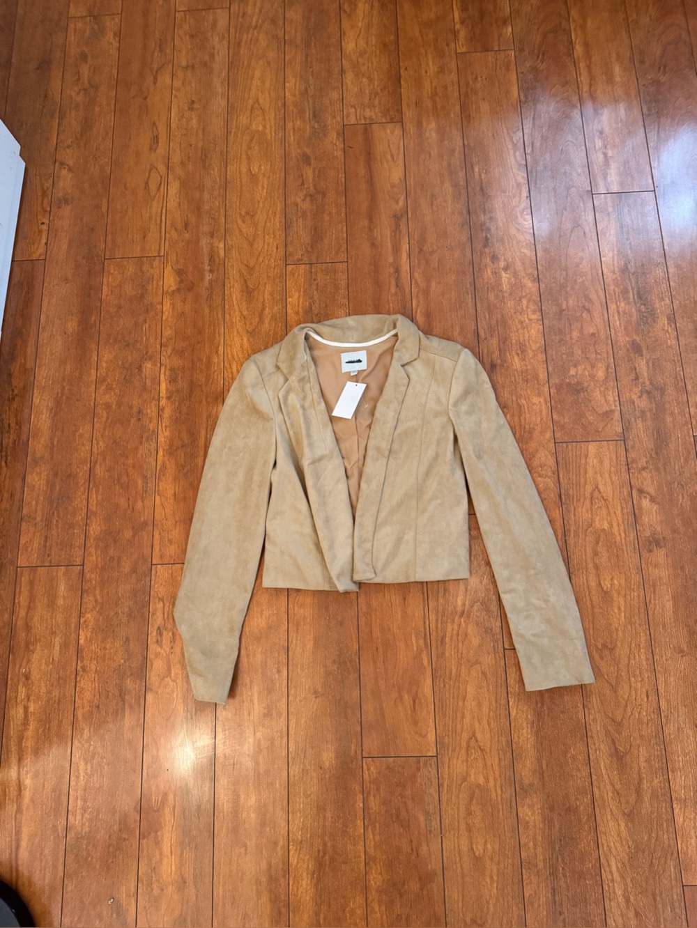 GUESS Women’s Cropped Faux Suede Jacket - Beige